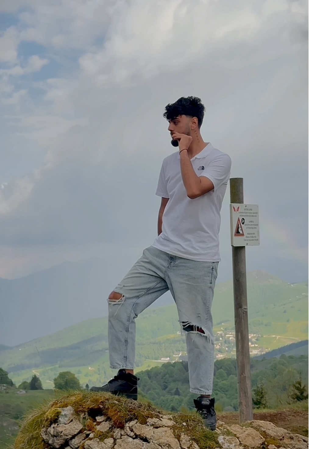@𝑵𝑨𝑯𝑨𝑳 ♠️