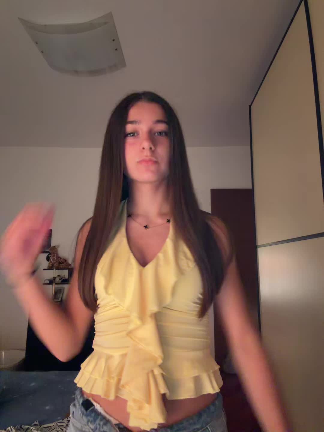 @nicole
