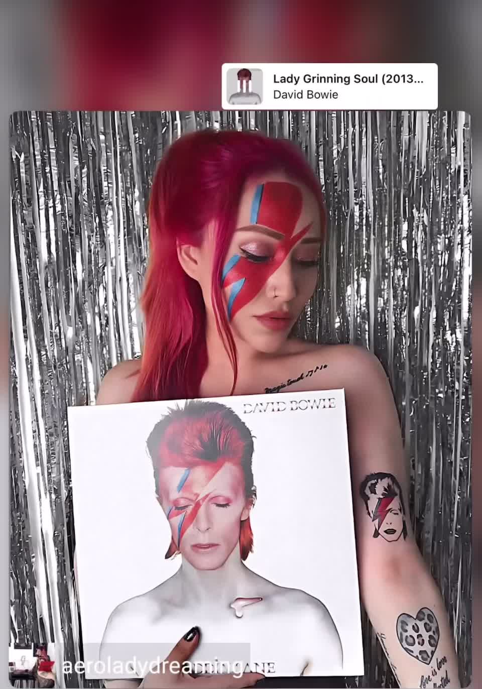 @DavidBowieGlamour Fan Account