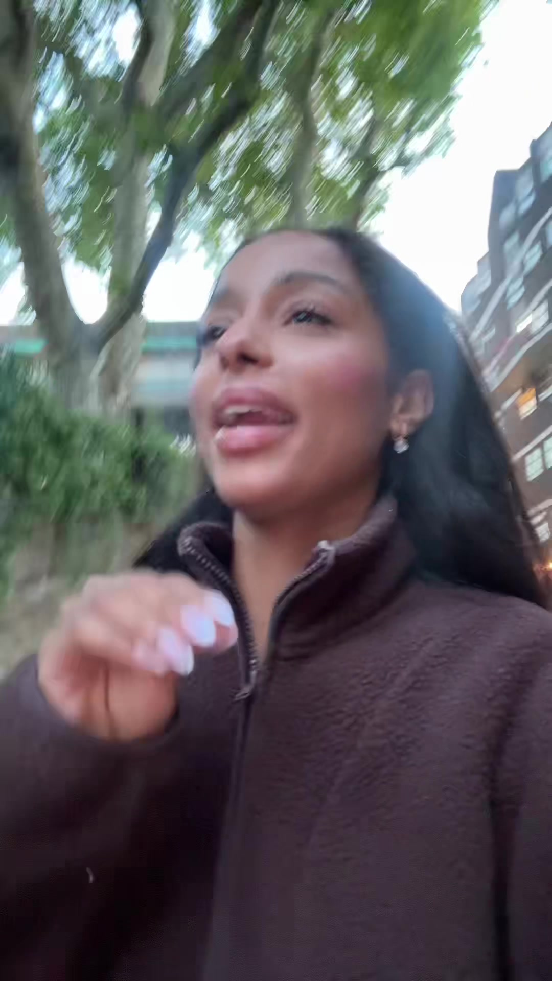 @yasminlara