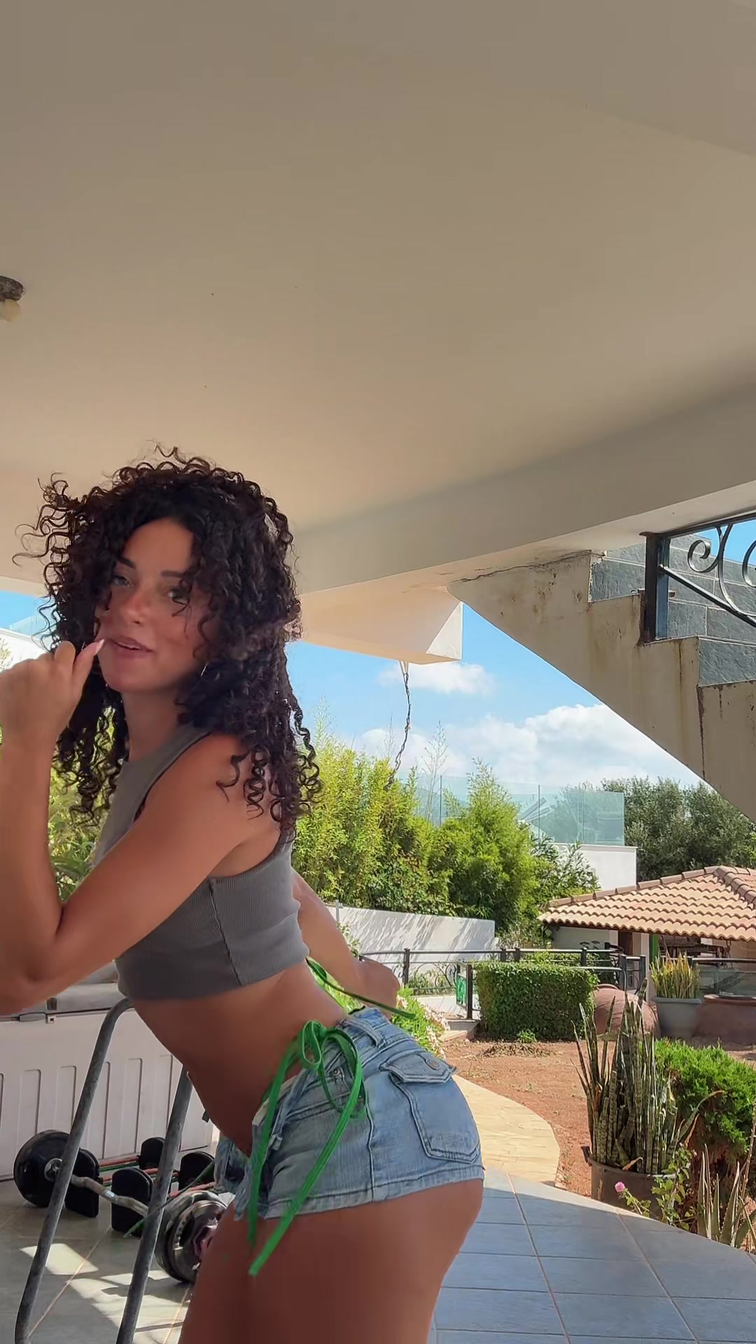 @myanicolesimpson_