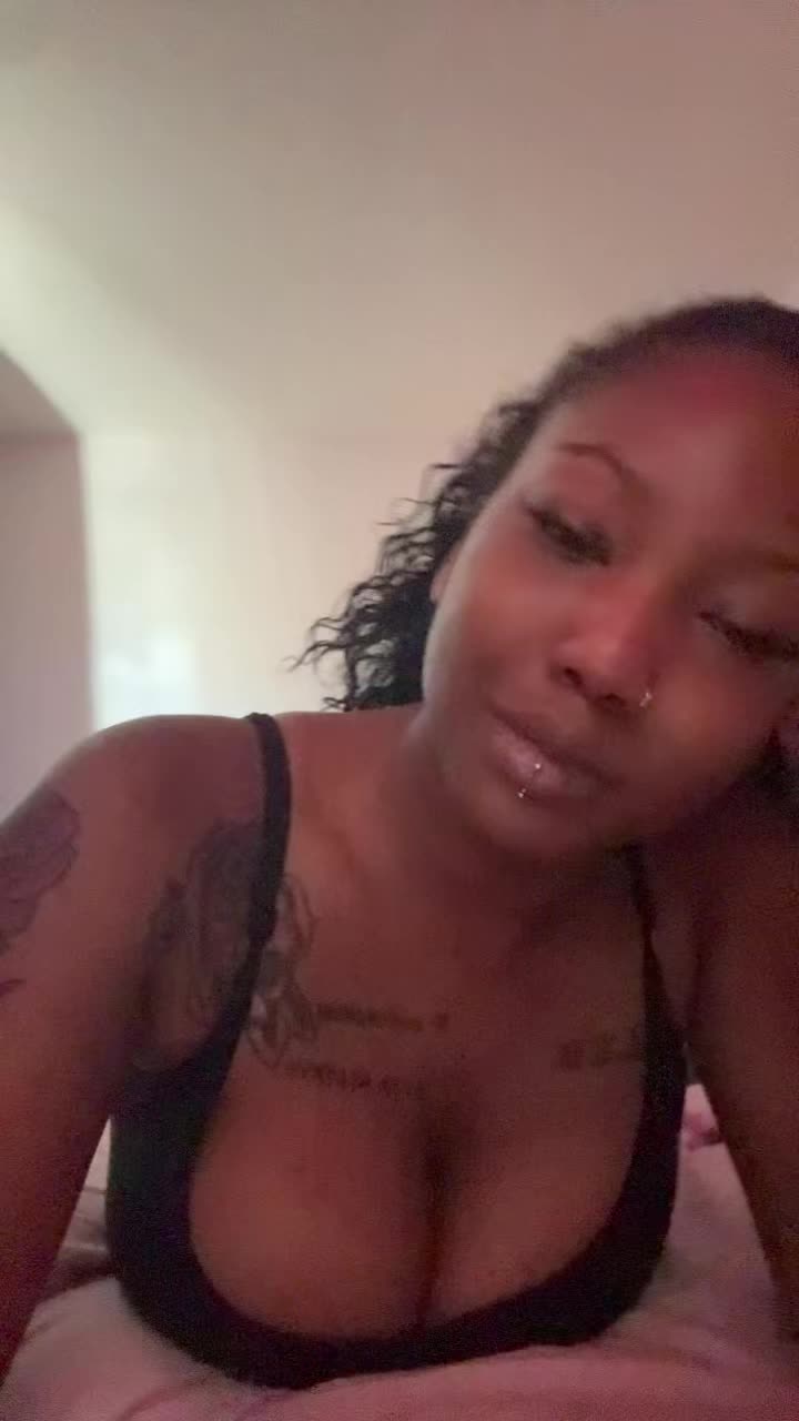 @Rhi🦋