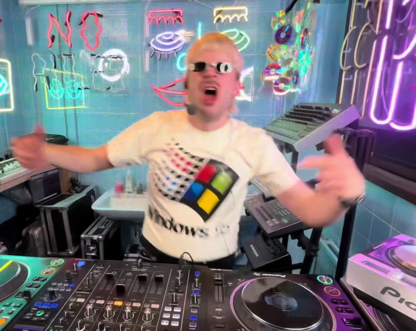 @Windows95Man