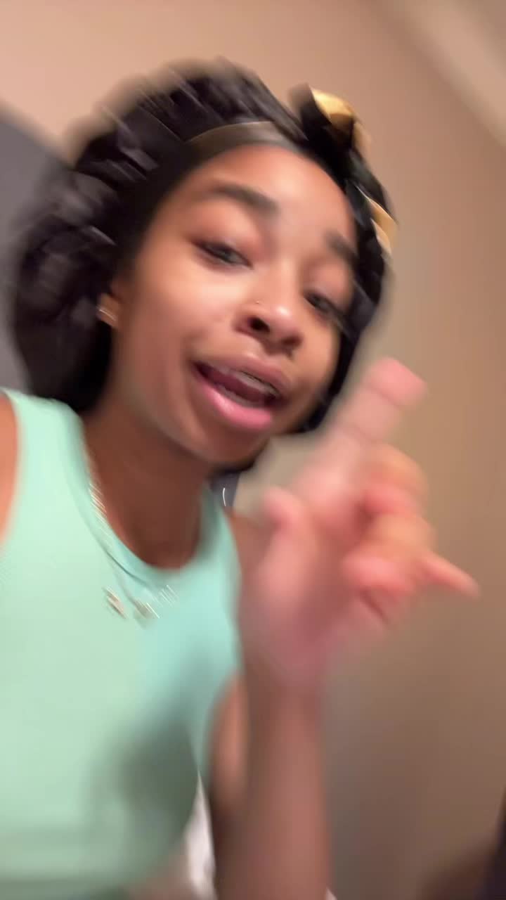 @PrettyVi