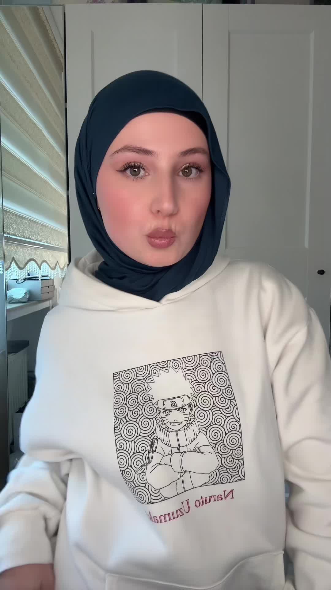@R&uuml;veyda🦋
