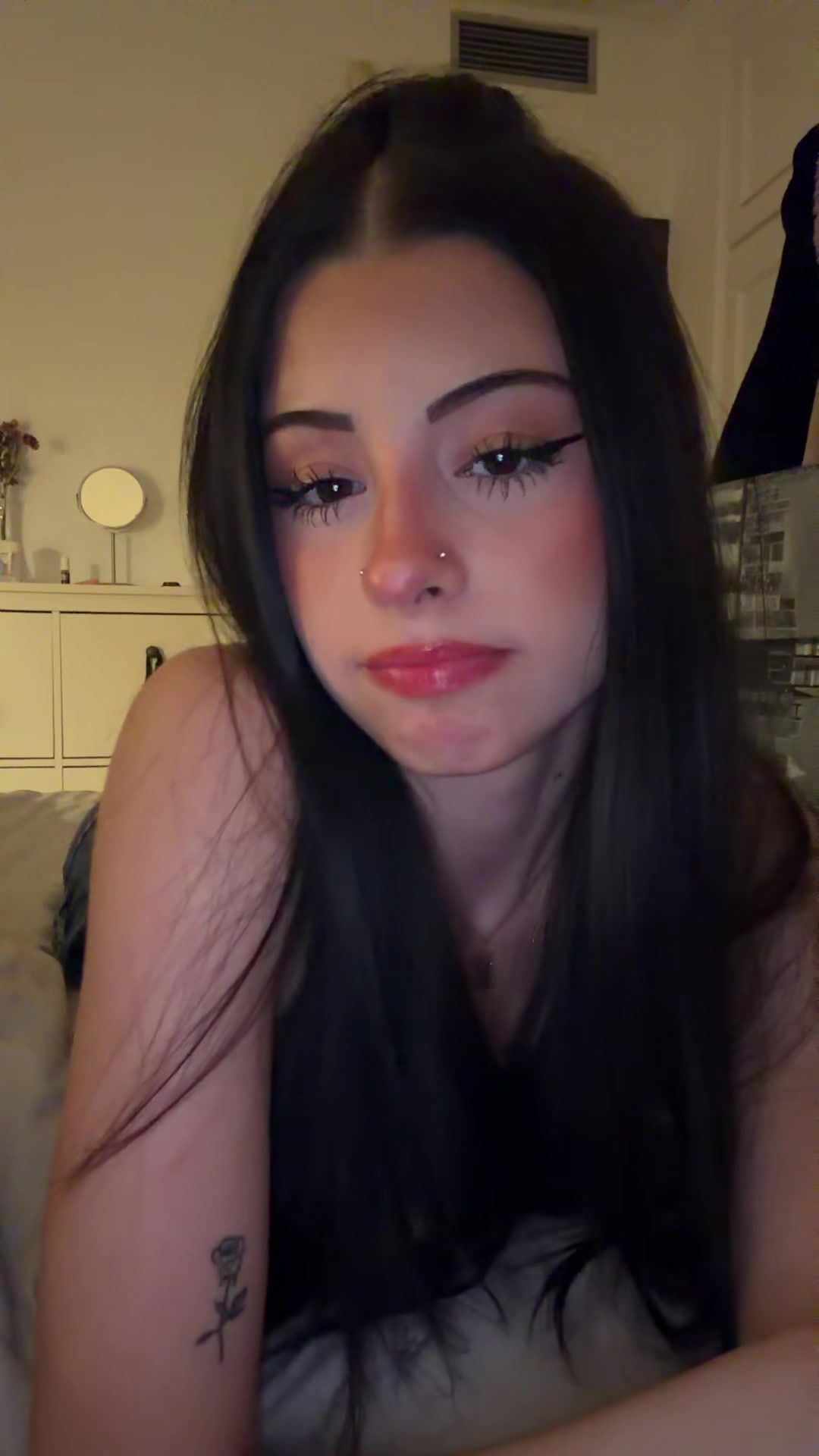 @i ‧₊🍒˚✮
