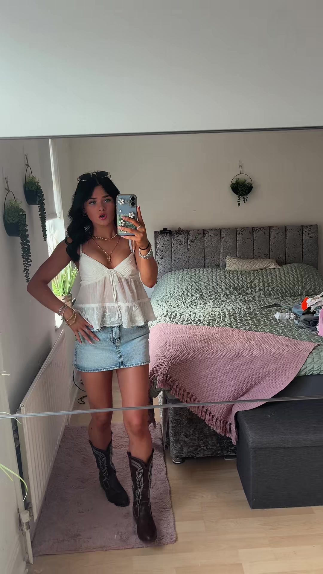 @Sophia🧸💫