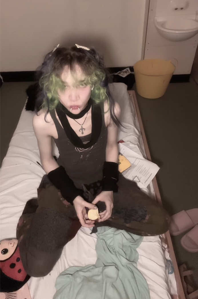@derpy ☣︎