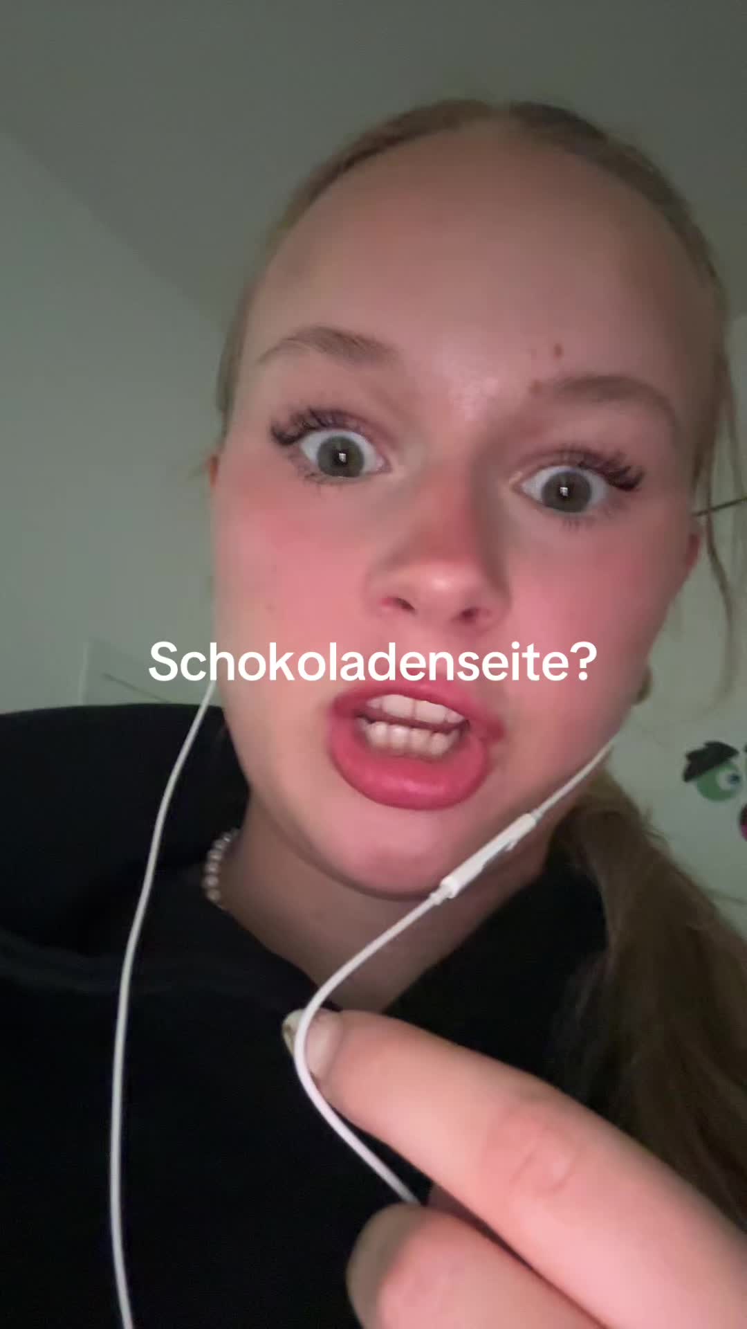 @nicole