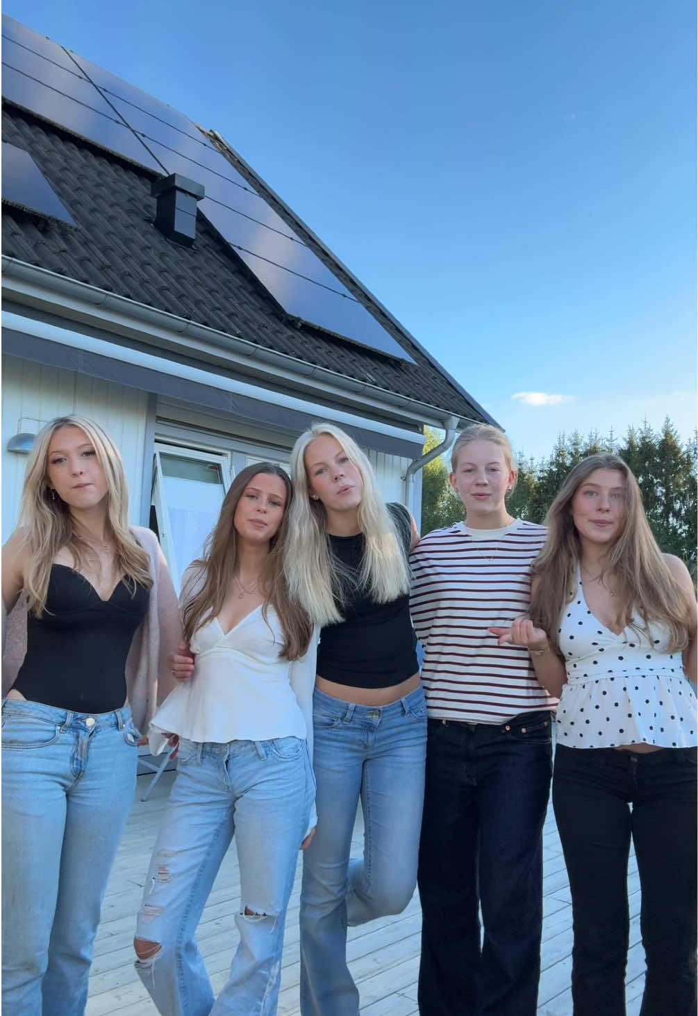 @Emilia Tross&ouml;