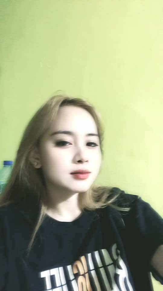 @Luna