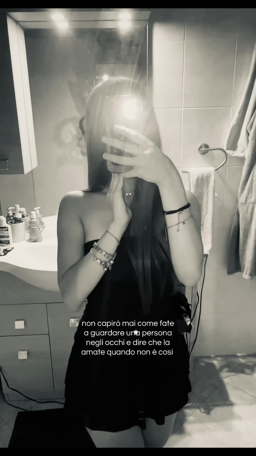 @𝒶🌑