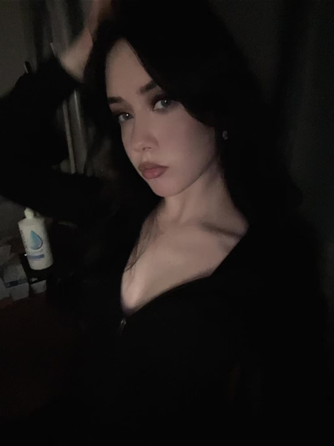 @кира вест