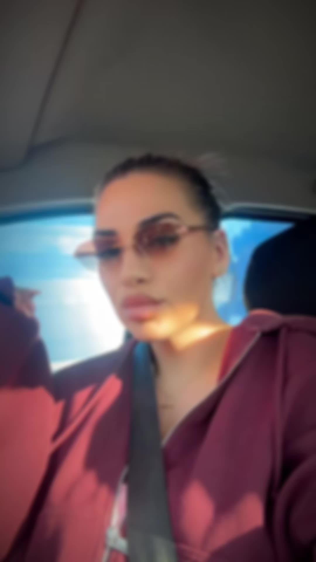 @Larisa Maria