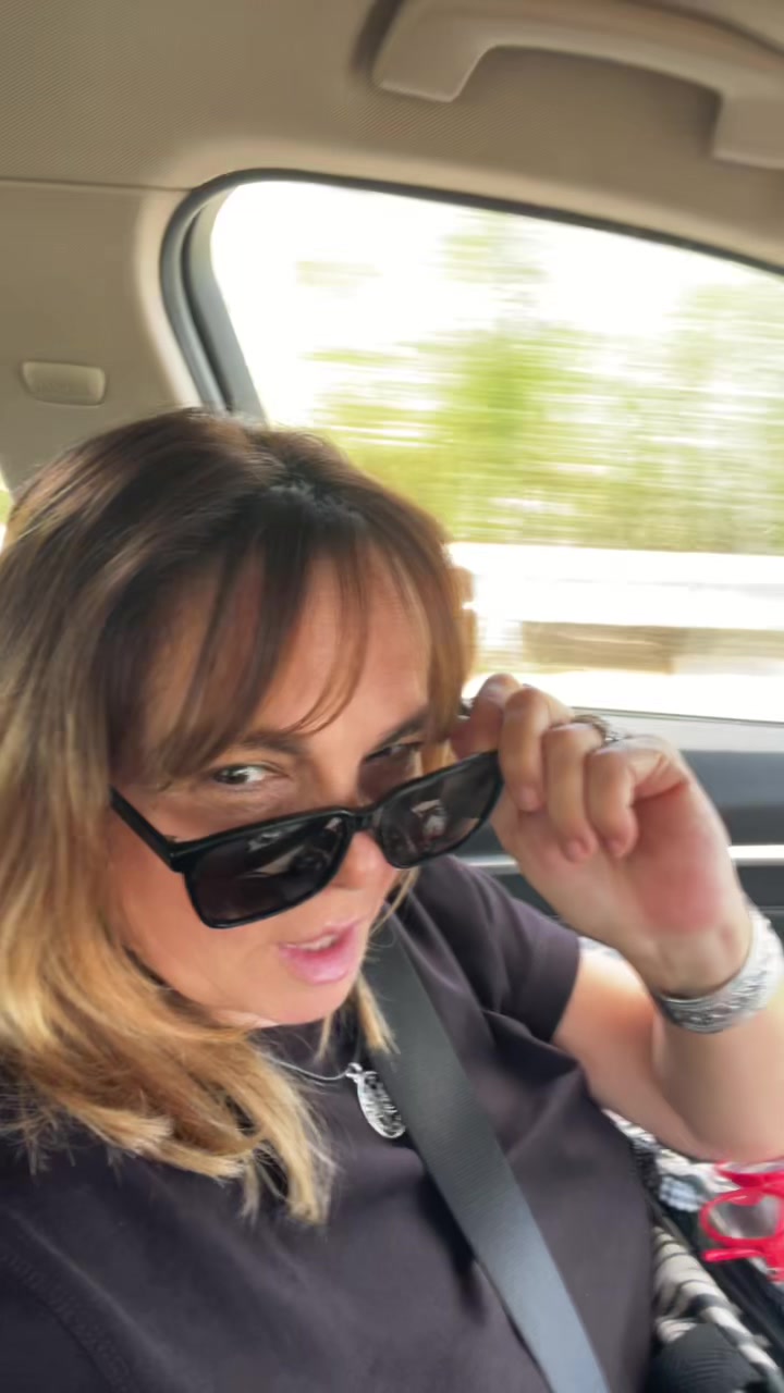 @María