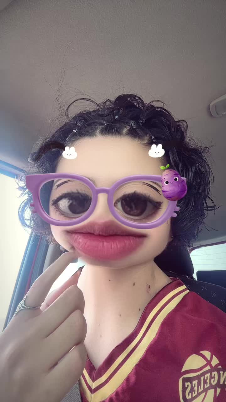 @Rosie_