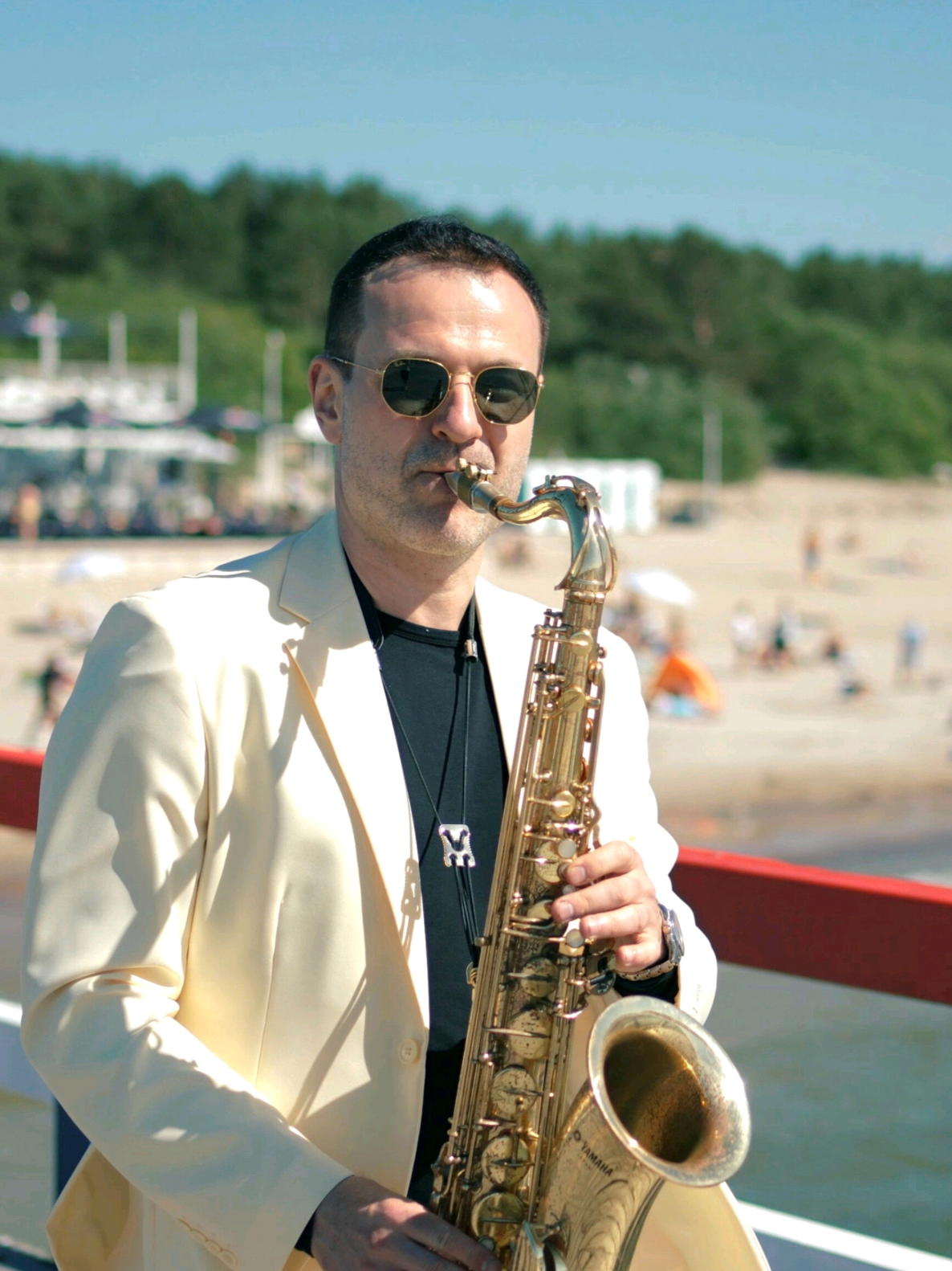@Juozas Kuraitis Saxophonist