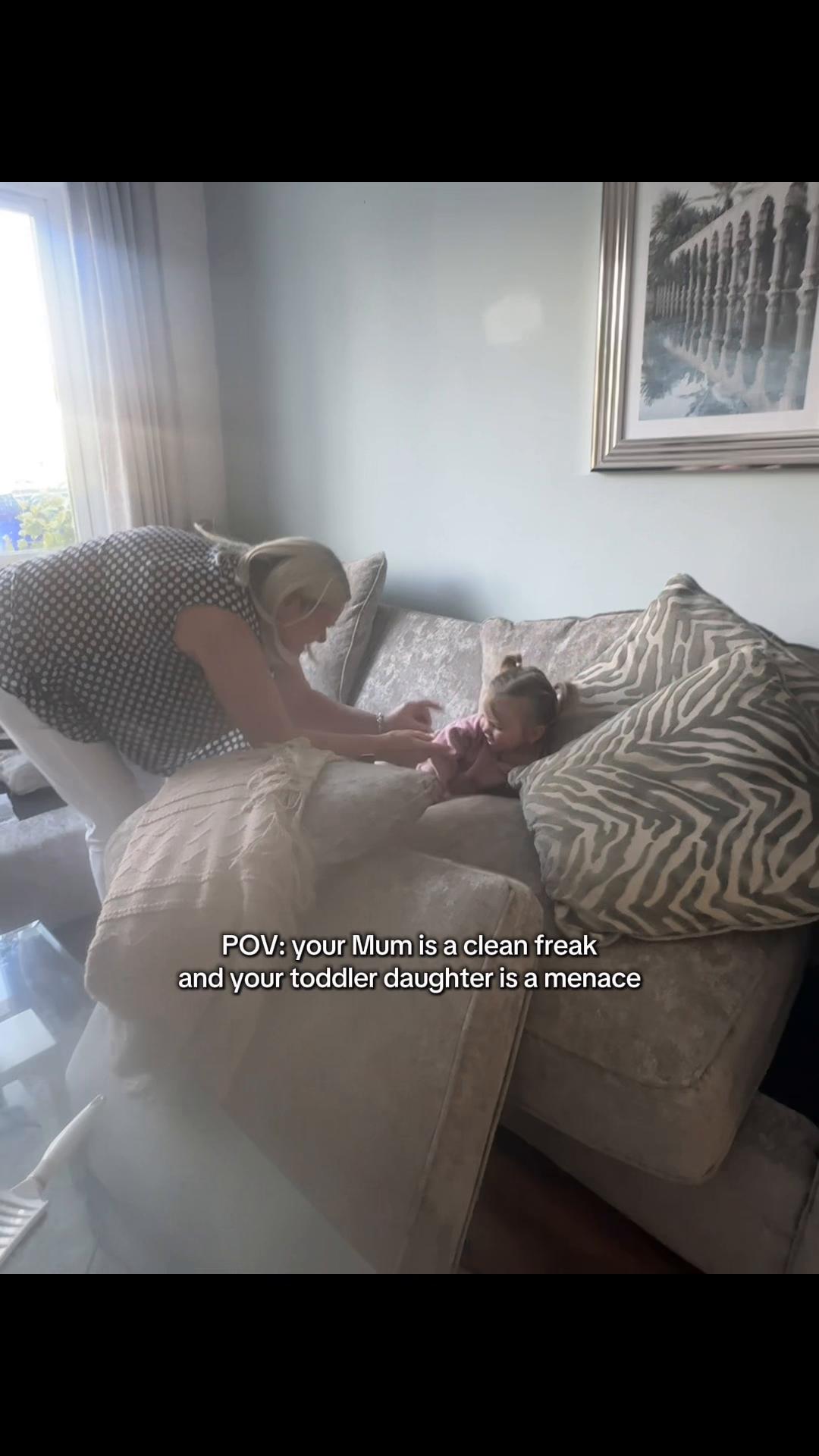 @chaarwright