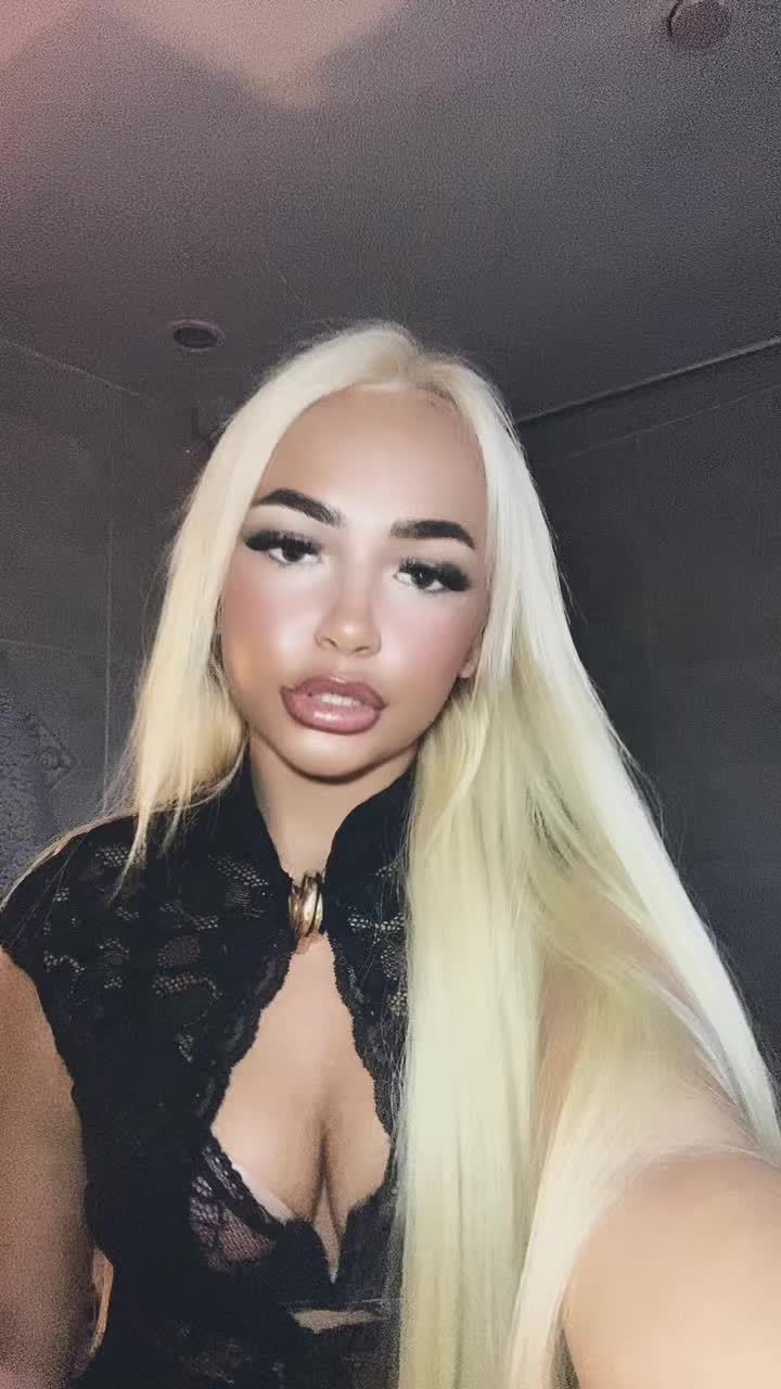 @bella