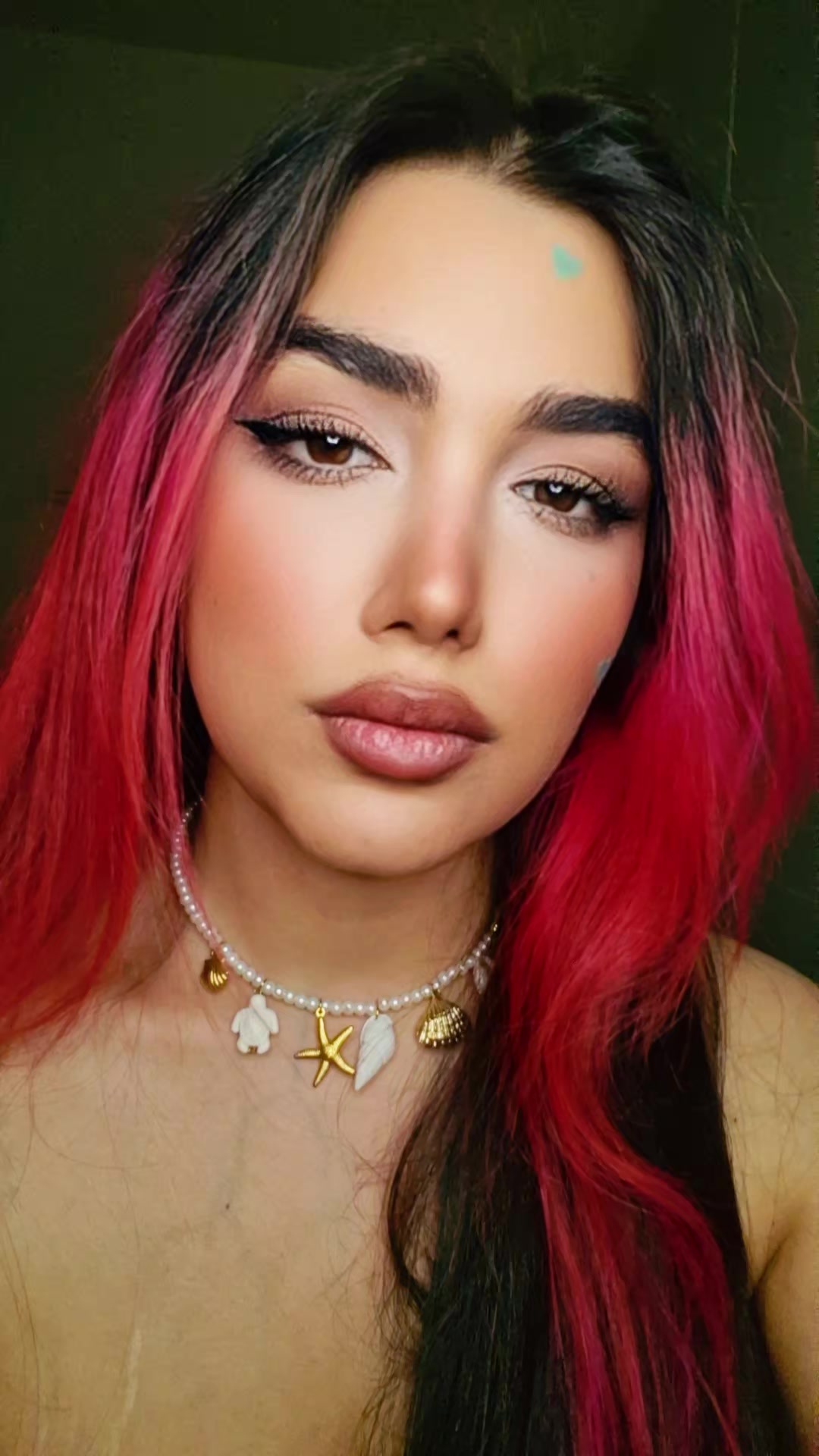 @Anaazin