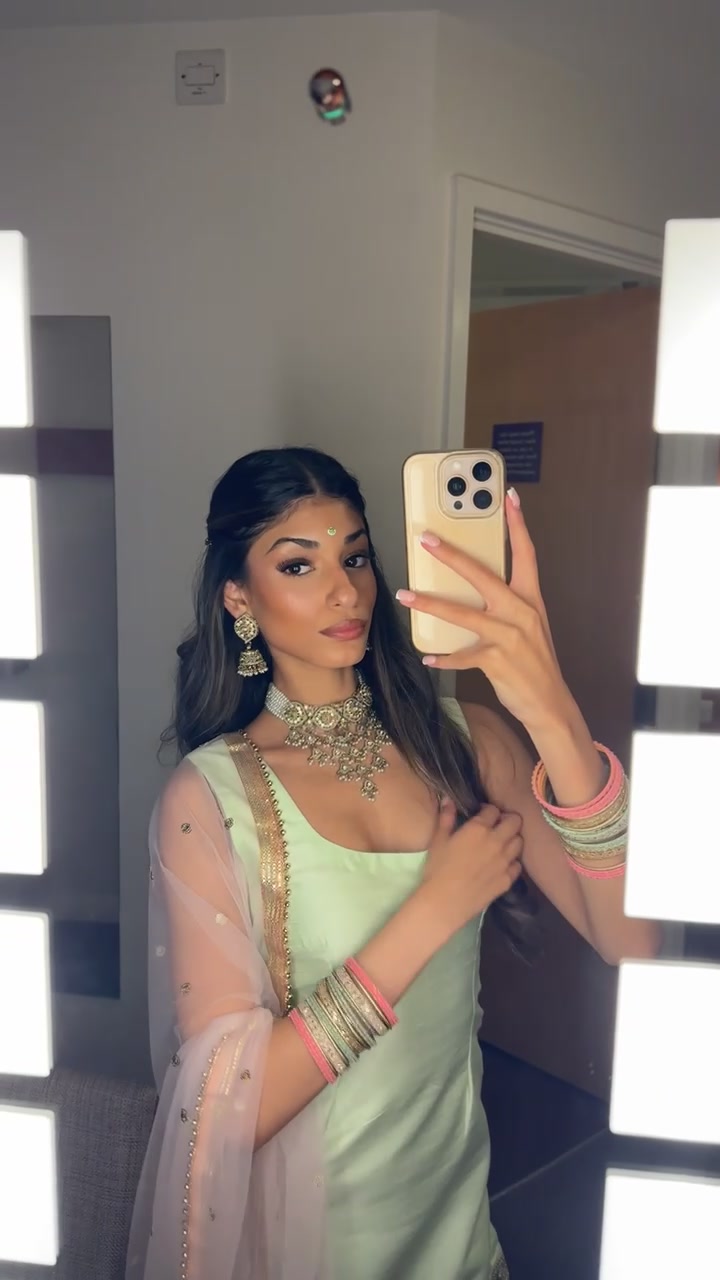 @deva_kaur