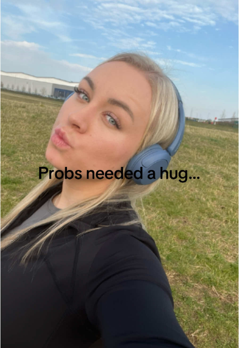 @Georgia 🪩⛰️🥾🍃💫