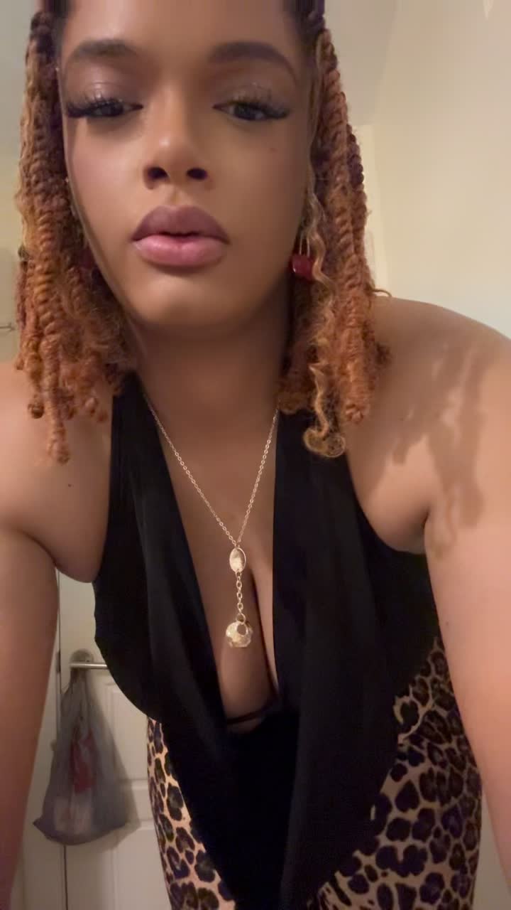 @AriJanae ♌️💕