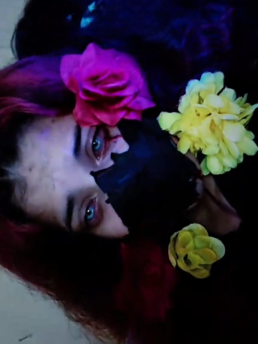 @𝑨𝒓𝒂𝒏𝒊 𝑯𝒚𝒕𝒕