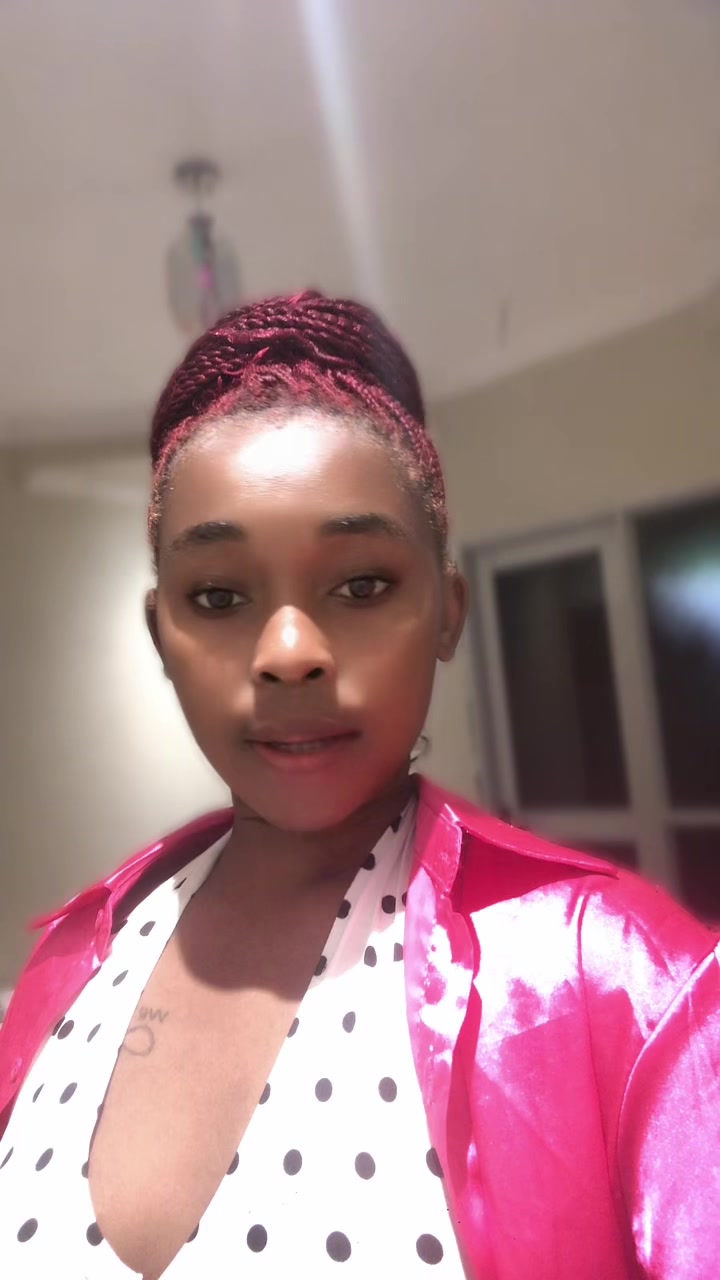 @Ana☠️