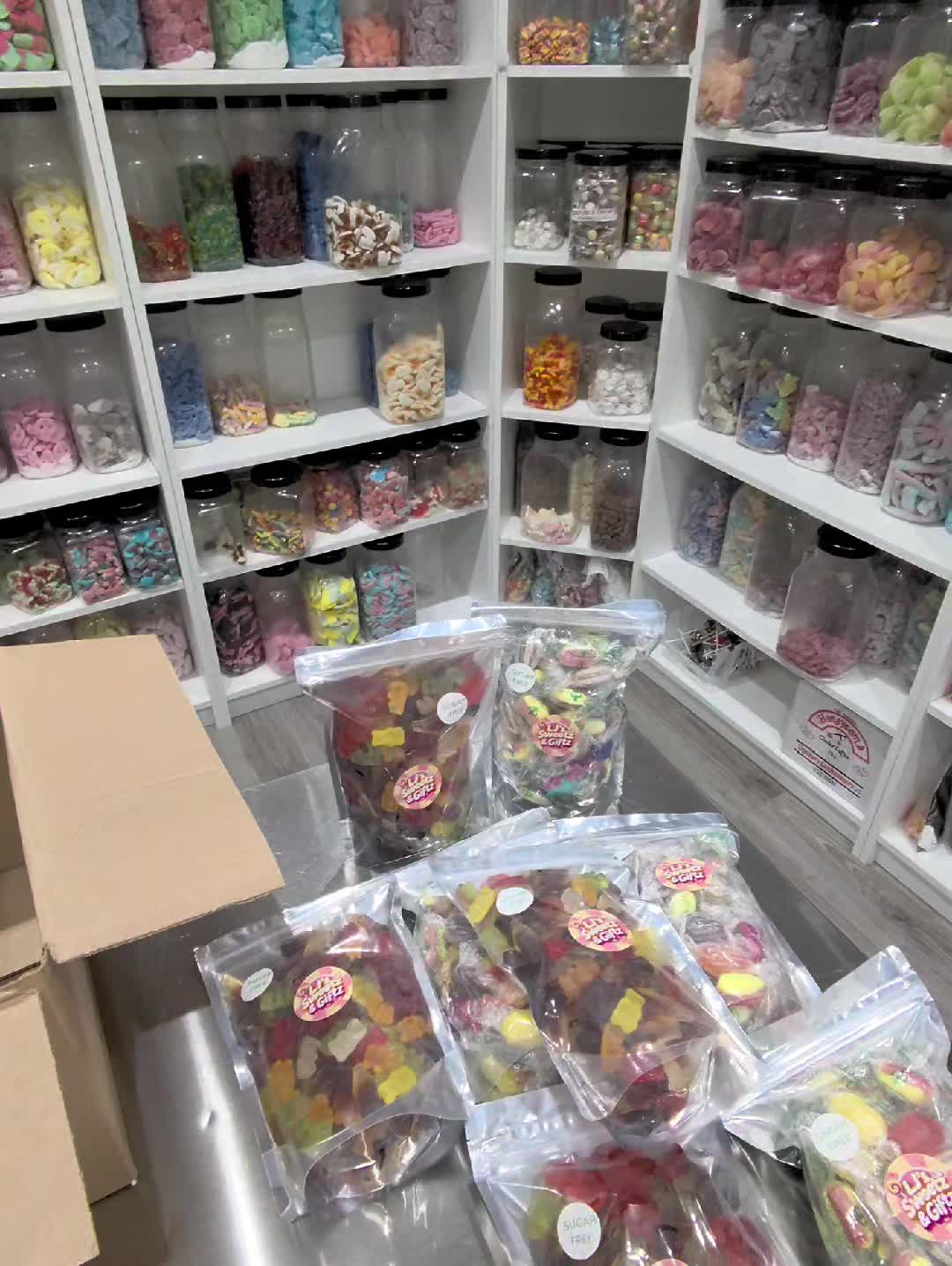 @Ljs Sweetz & Giftz