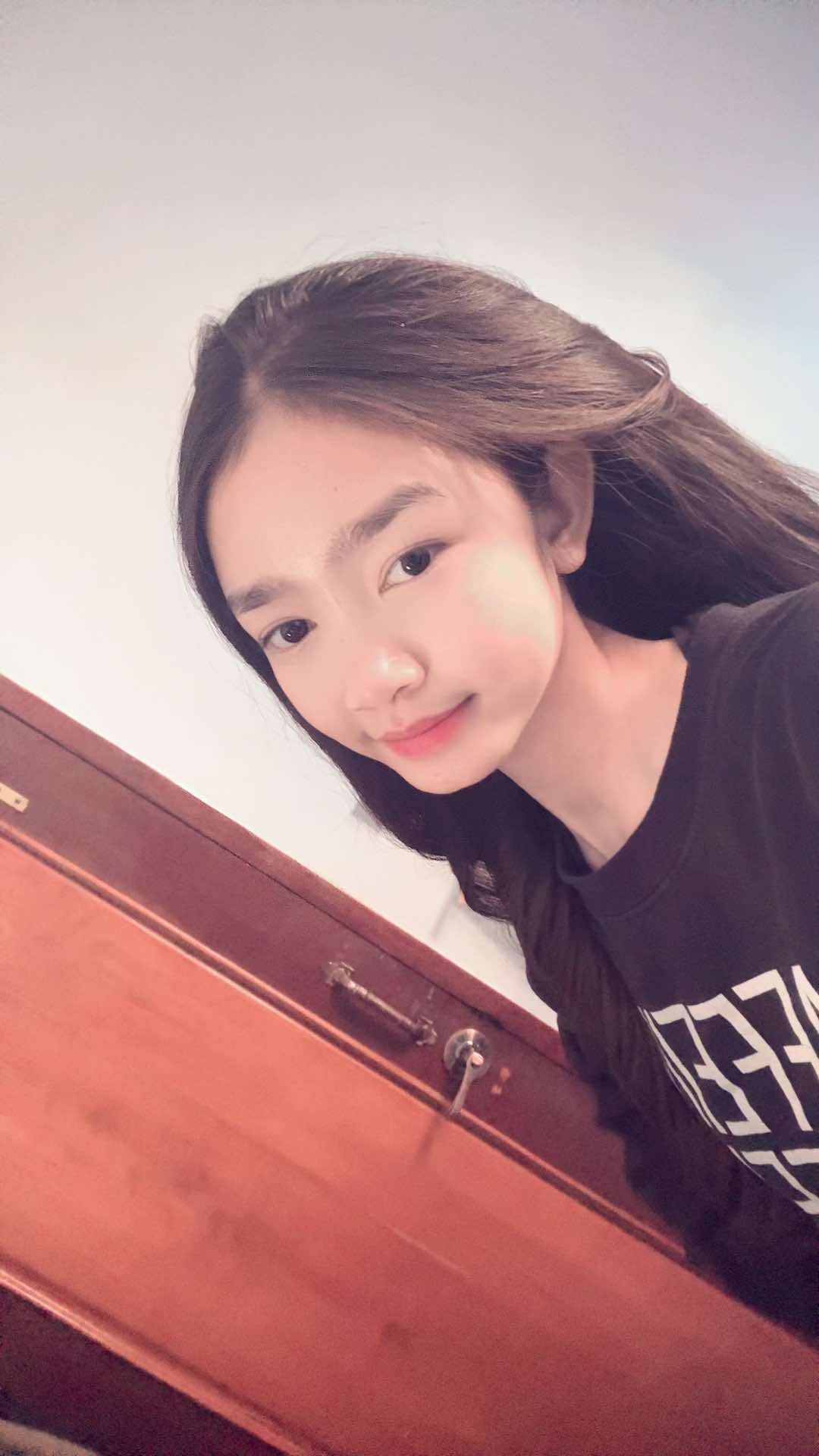 @🐰