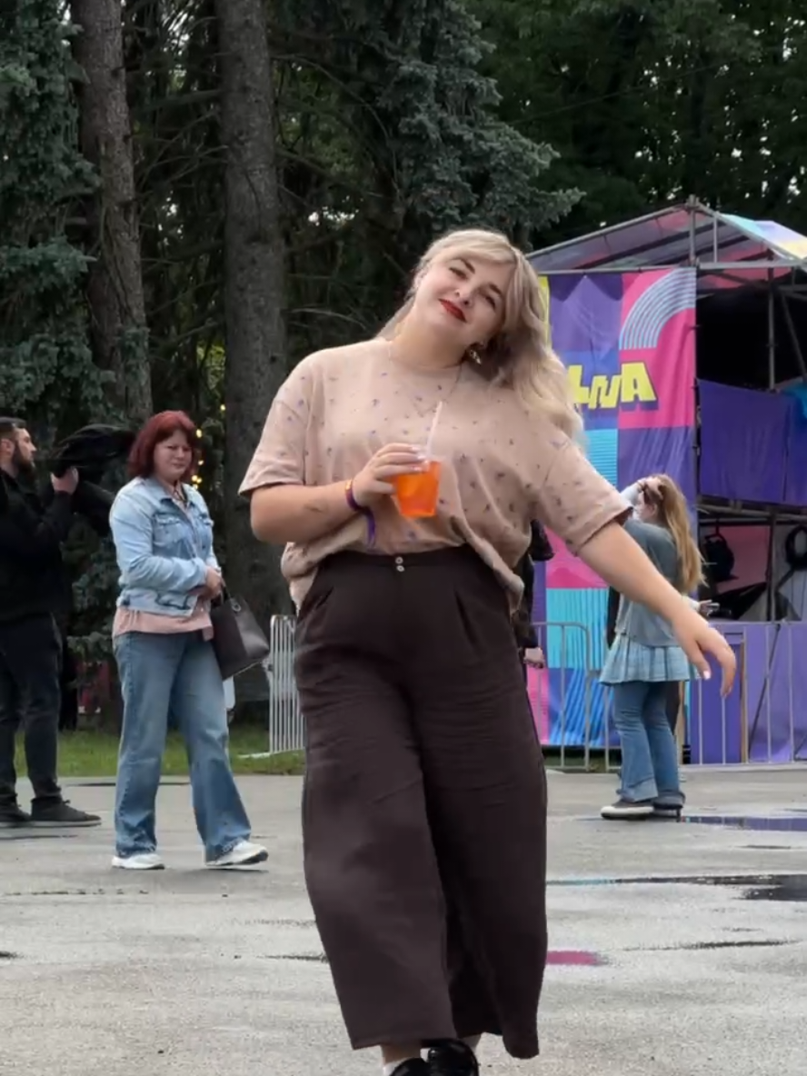 @Настя