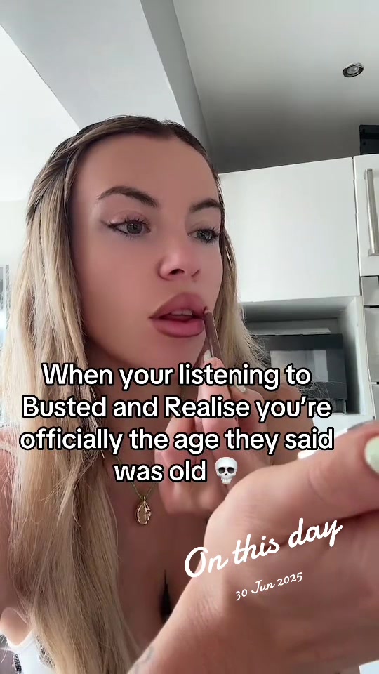 @GeorgiaFrancis •Relatablemum•