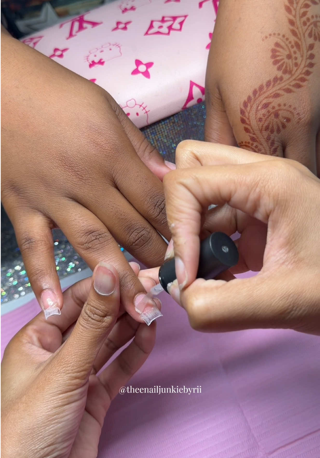 @Rihanna | KCMO Nail Artist