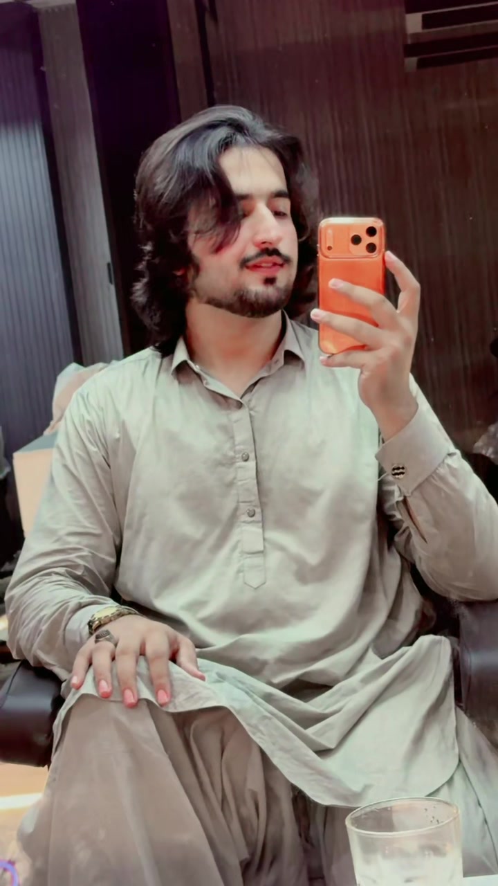 @اسد _څارګر