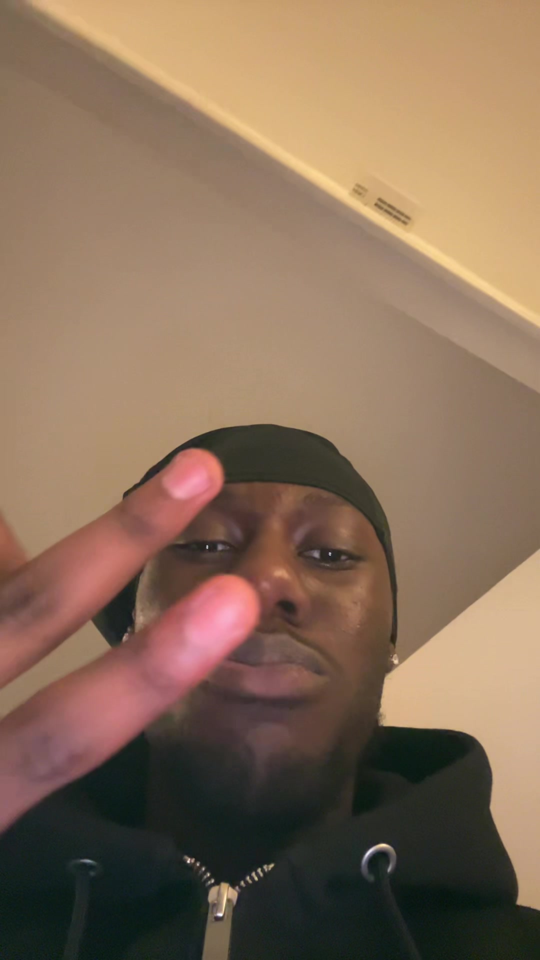 @𝗪𝗮𝗻