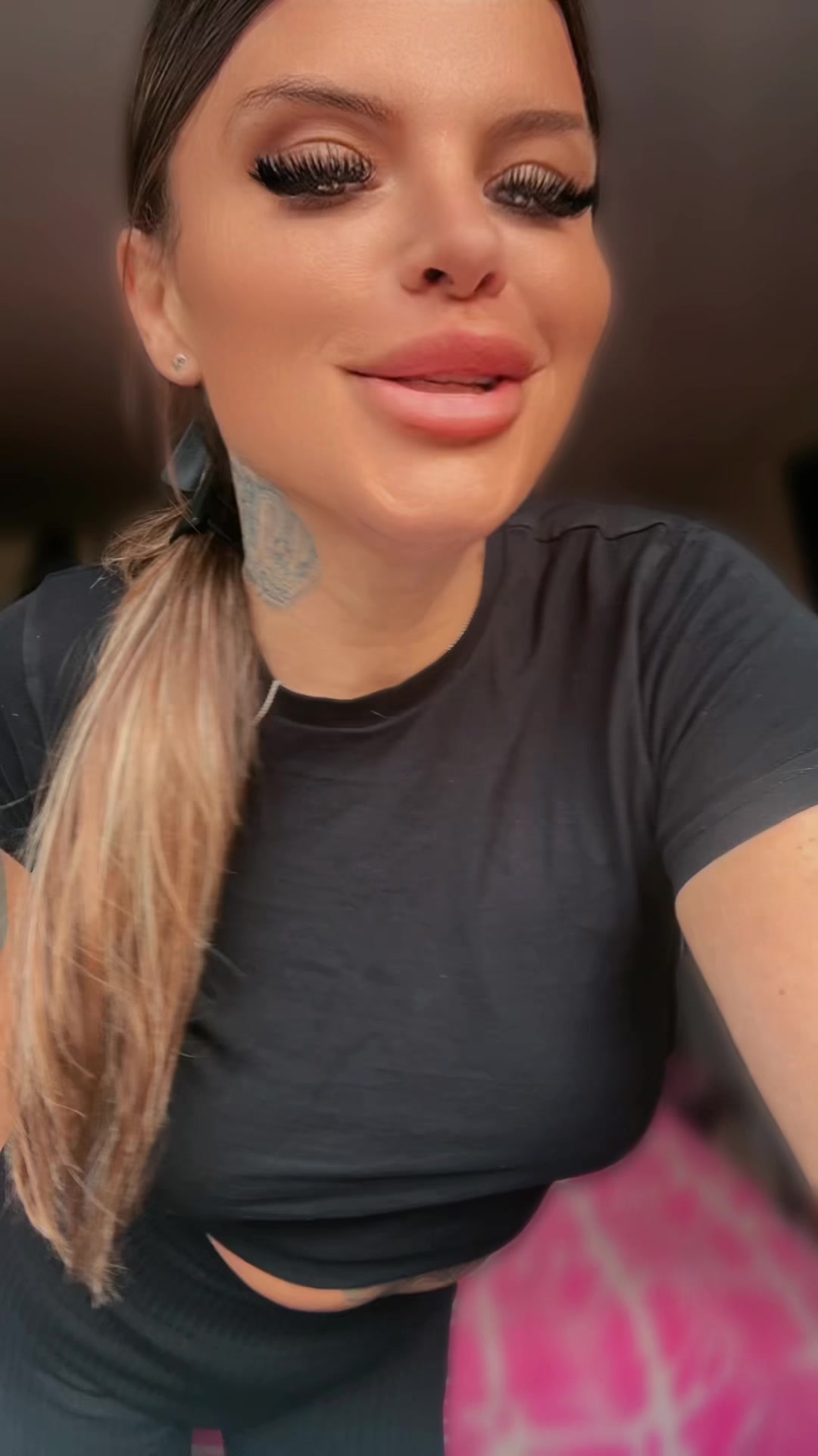 @Jessii 👑🤍💫✨