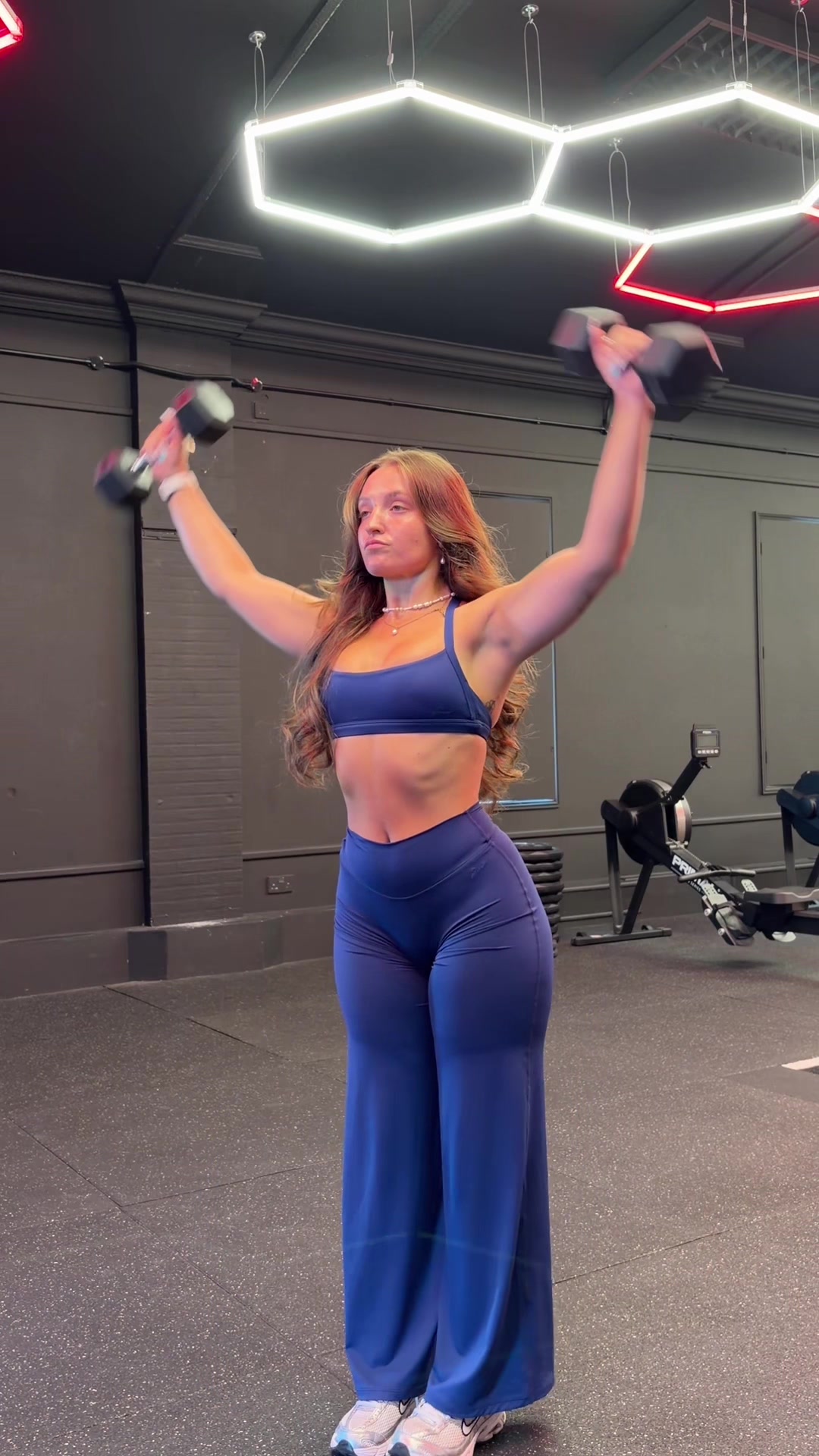 @elizabethgracefit