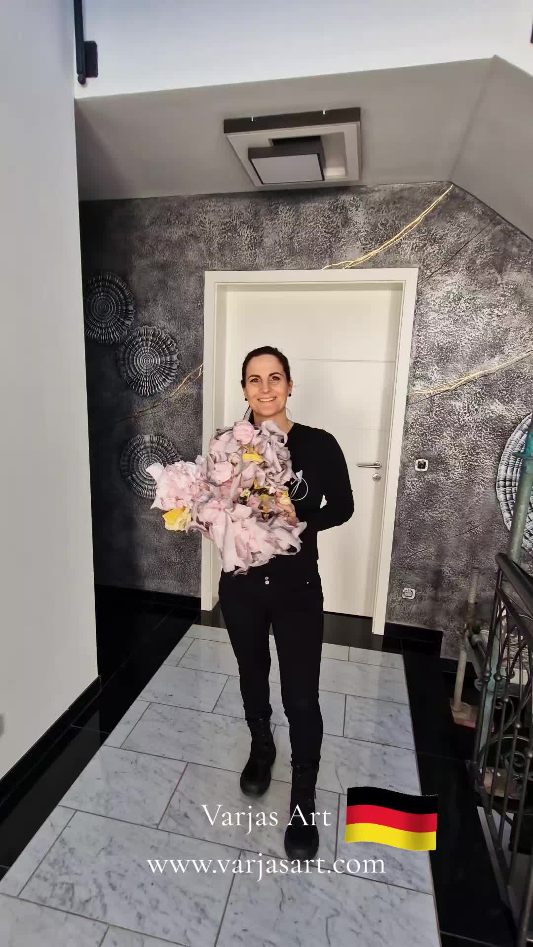 @Varjas Art