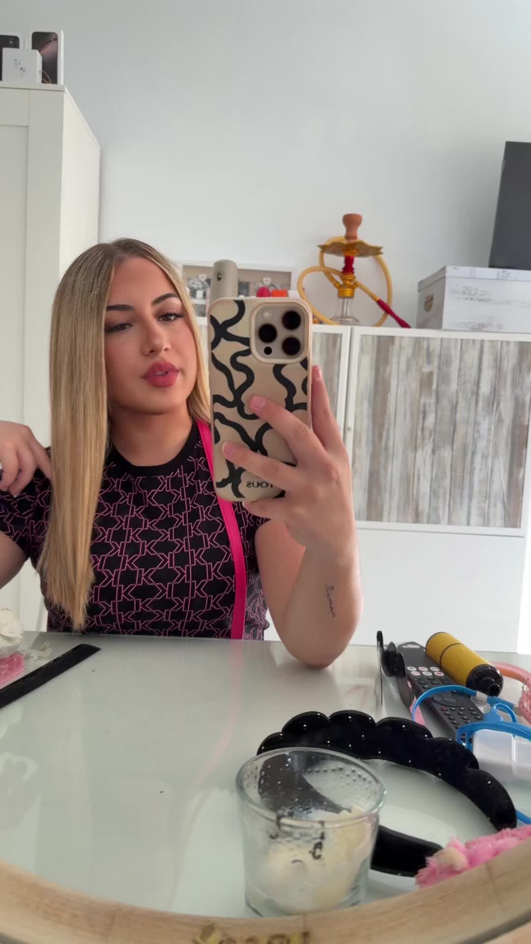 @𝐿𝑜𝑙𝑎 𝑅𝑜𝑑𝑟𝑖𝑔𝑢𝑒𝑧