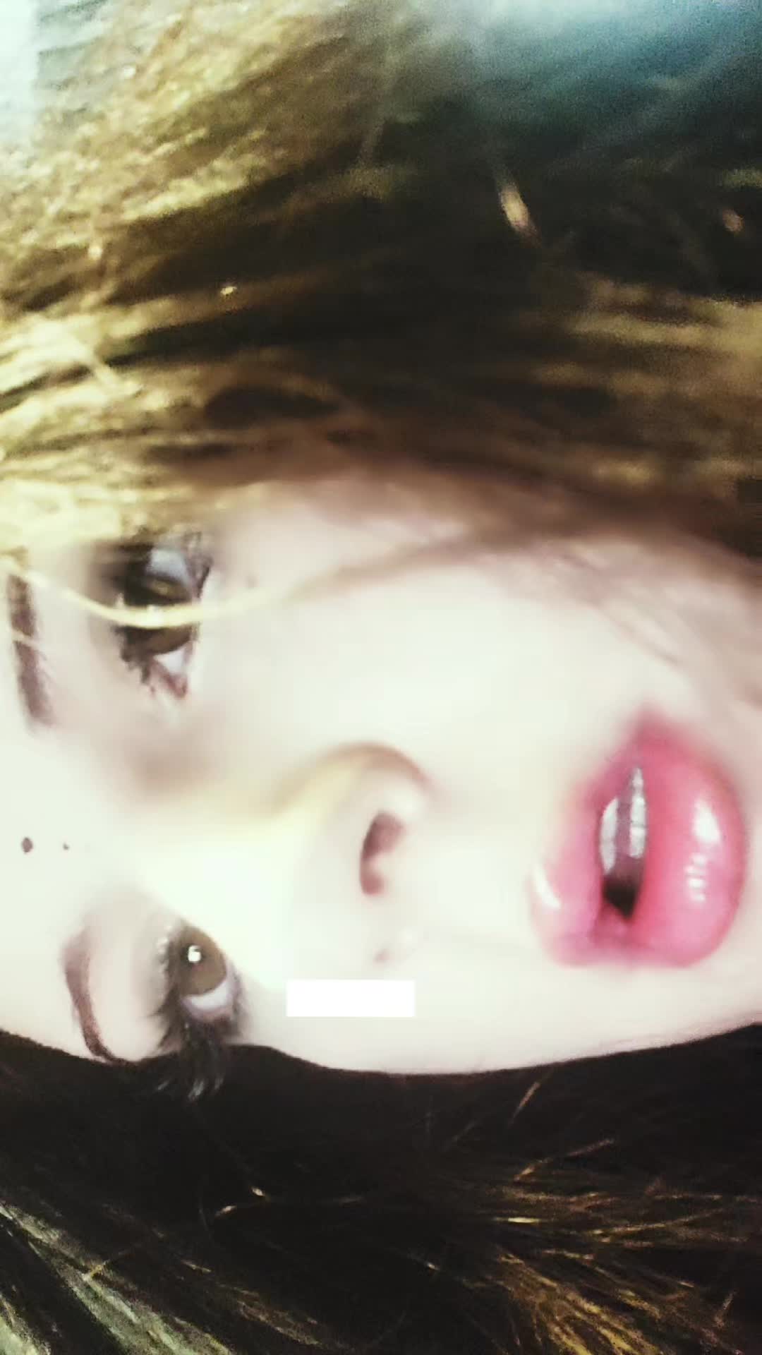 @𝓡𝓮𝓭 𝓿𝓮𝓵𝓿𝓮𝓽｡‧˚ʚ🐇ɞ˚‧｡