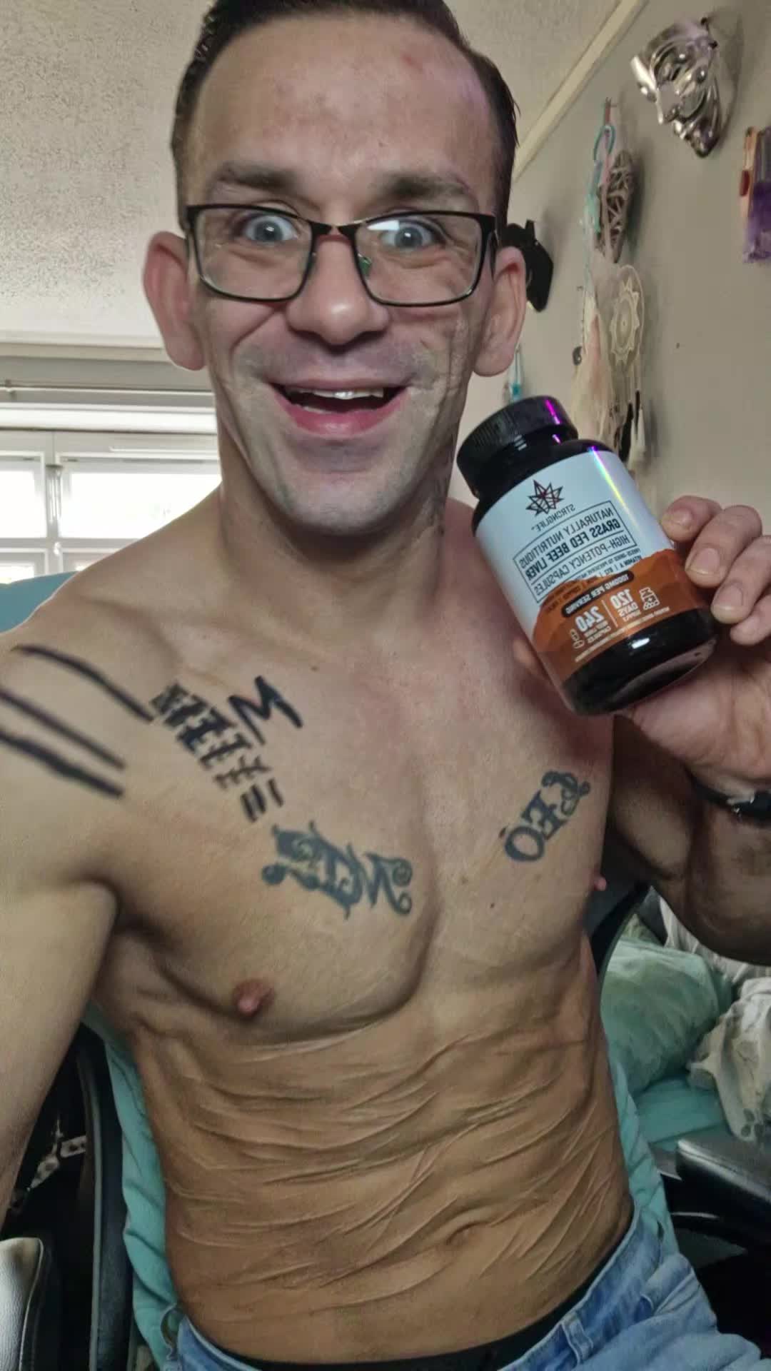 @Michael Lloyd/bodybuilder