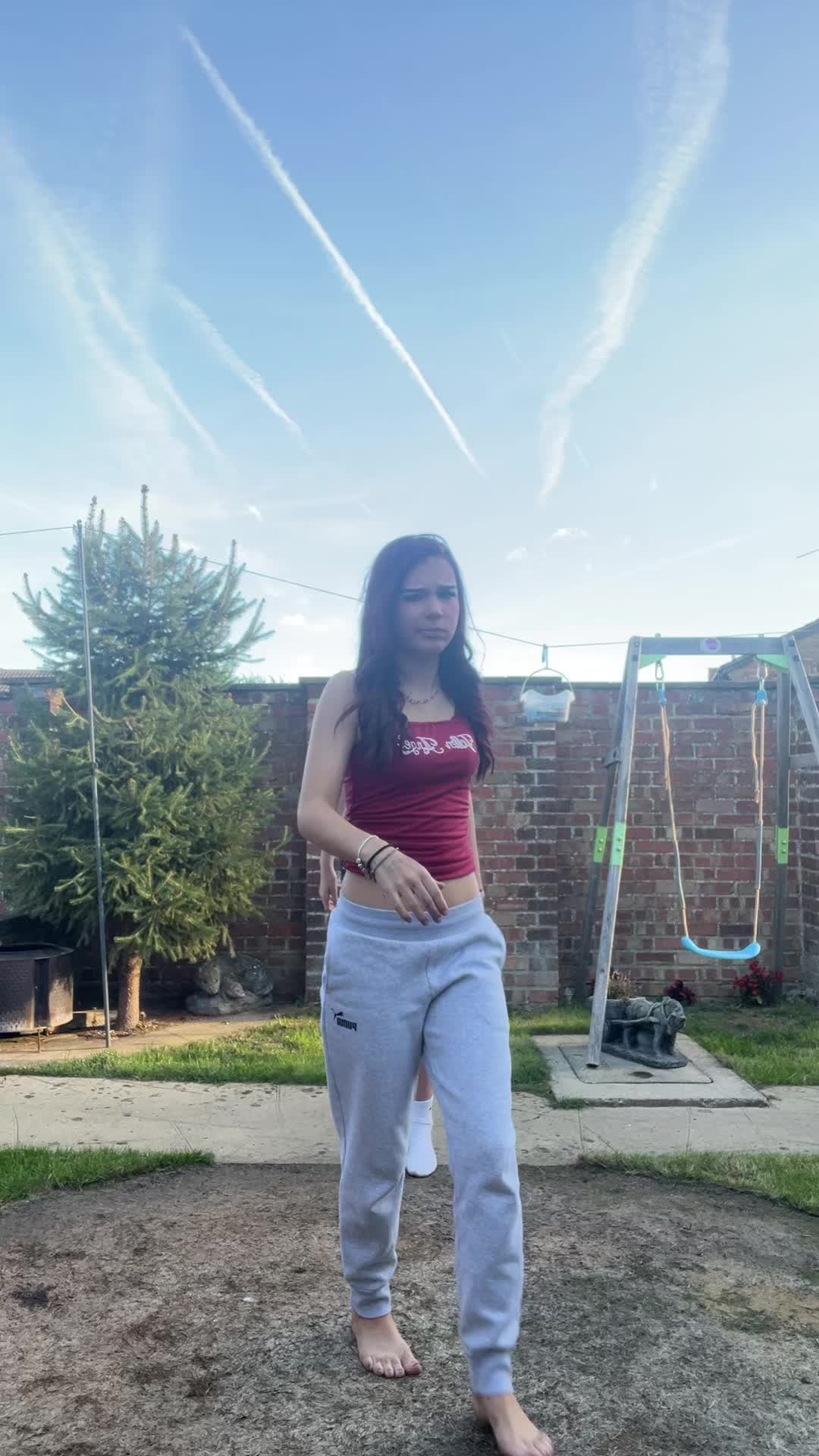 @𝑨𝑬.🧟&zwj;♀️