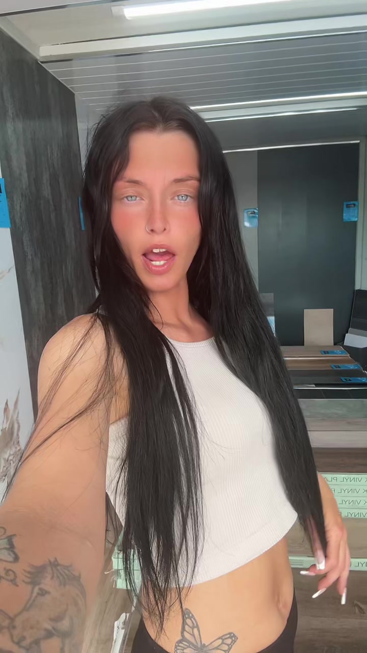 @Ash🍒