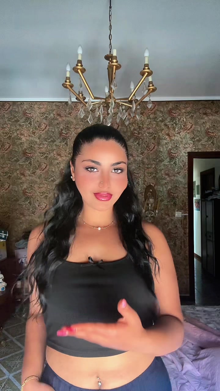 @حلوة 🦋 Luana