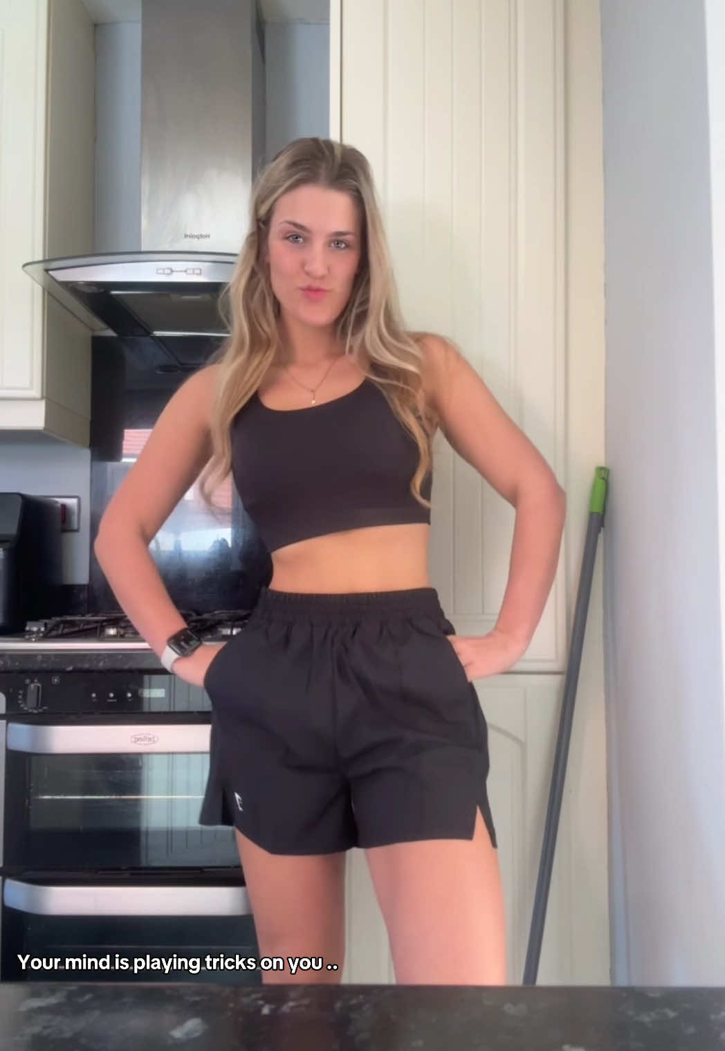 @Elladavenportt