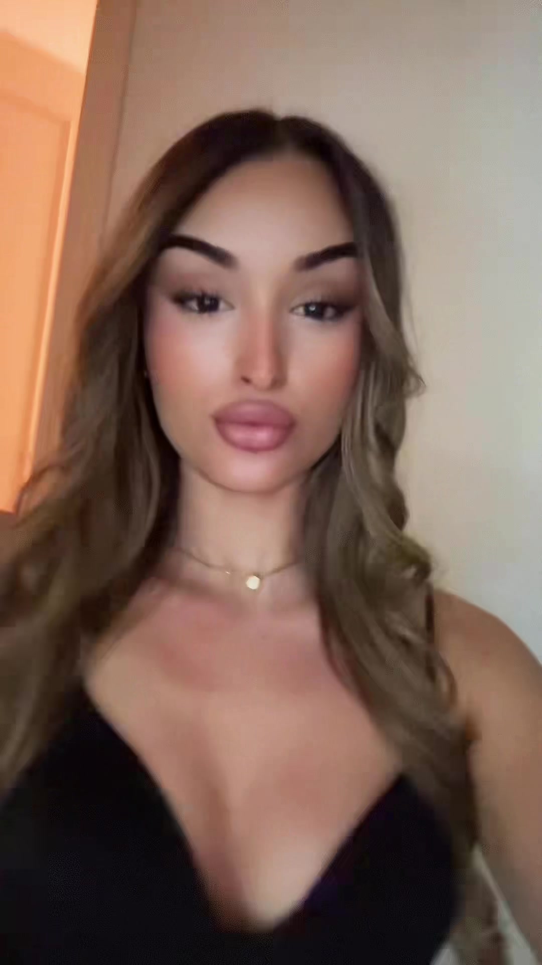 @elsaa.roomeroo
