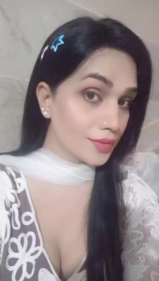 @sHiLpA kHaN