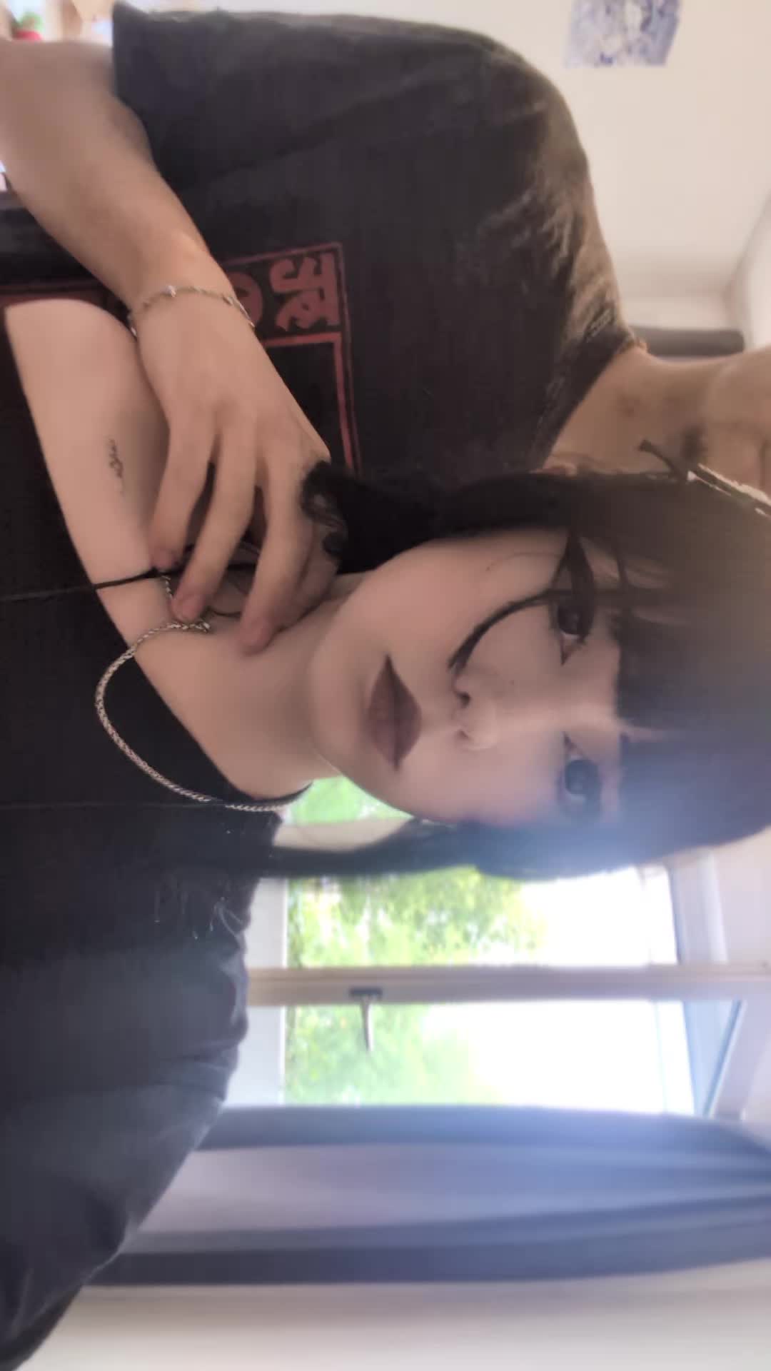 @˚₊‧꒰ა kvt ໒꒱ ‧₊˚