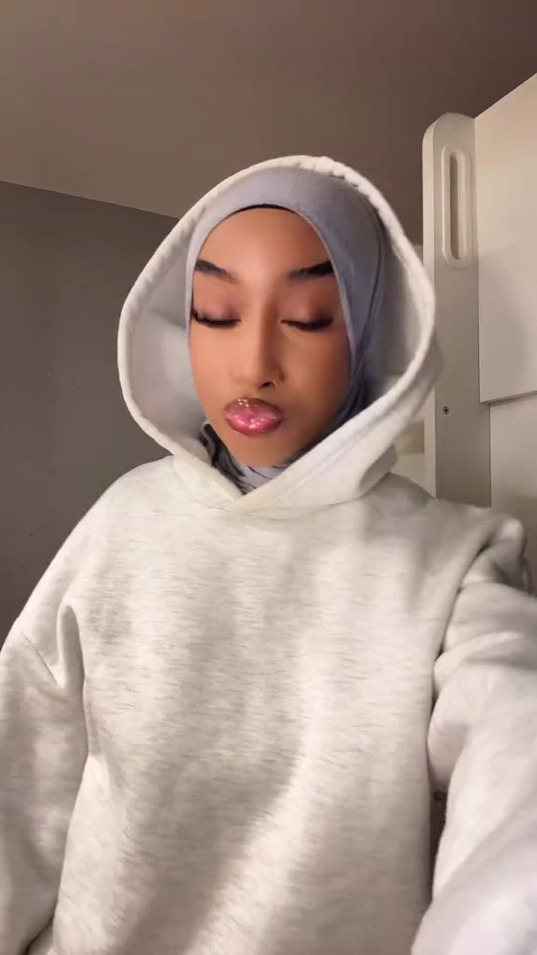 @MsRiri🩶